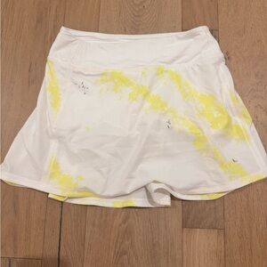 Lululemon White and Yellow Skirt
